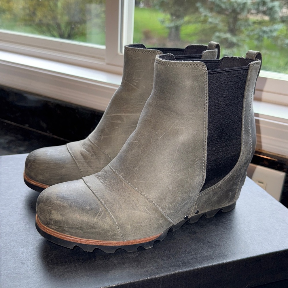 Women’s SOREL Lea Wedge. Size 9. Grey Super cute and Comfortable. - Picture 7 of 8